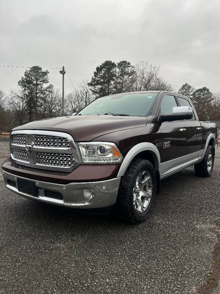 2015 RAM 1500 Laramie Crew Cab 4WD