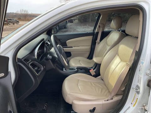 2013 Chrysler 200 Limited