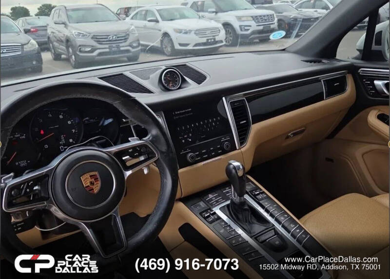 2018 Porsche Macan