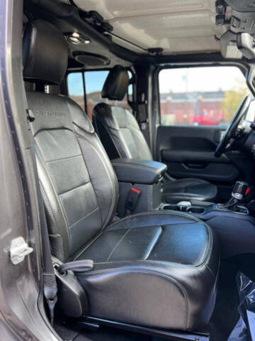 2022 Jeep Gladiator Overland