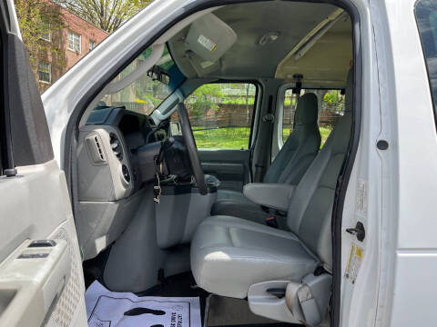 2011 Ford E-Series E-150