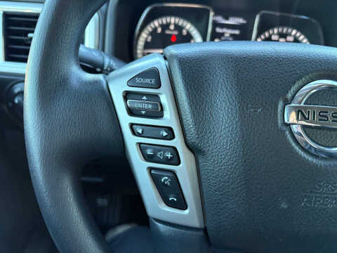 2018 Nissan Titan SV