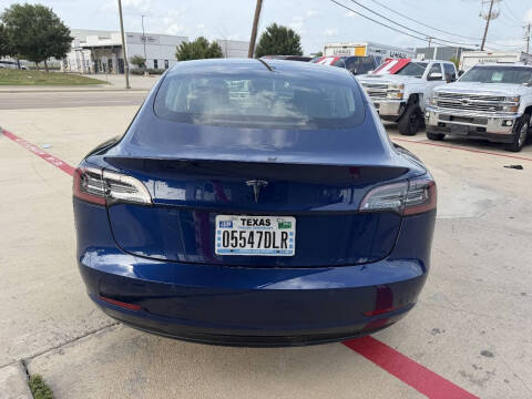 2019 Tesla Model 3 Mid Range