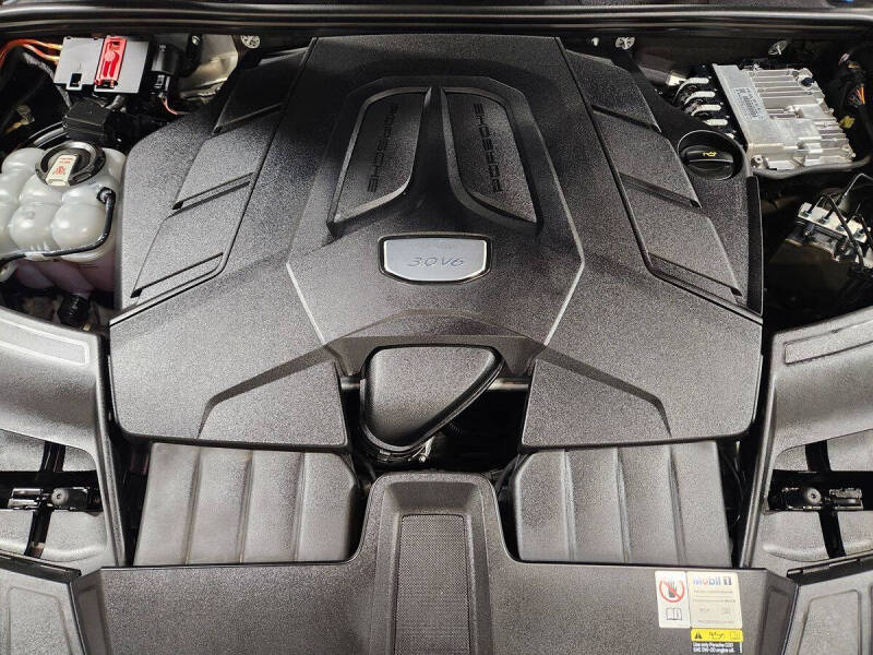 2023 Porsche Cayenne