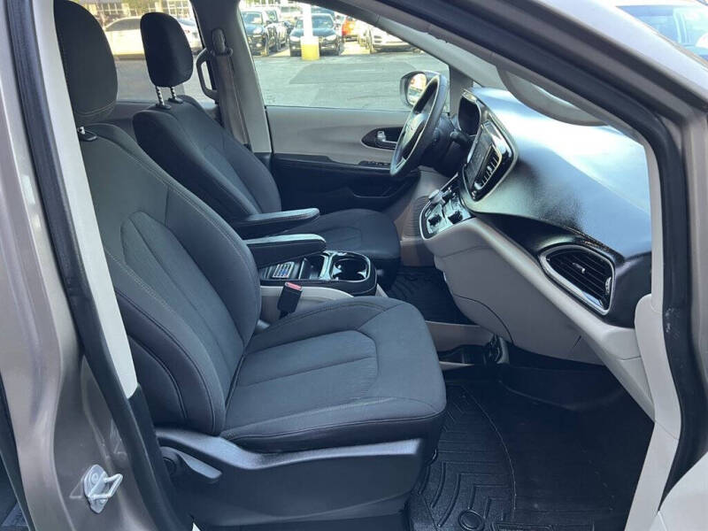 2018 Chrysler Pacifica Touring Plus