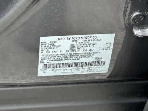 2023 Ford Explorer XLT