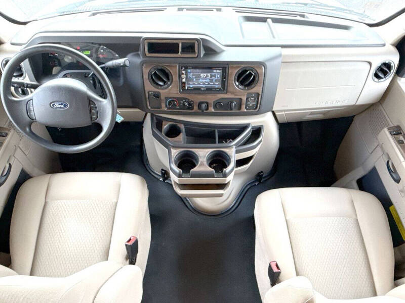 2019 Ford E-Series