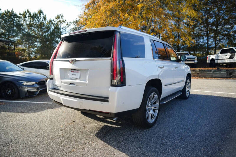 2018 Cadillac Escalade Luxury