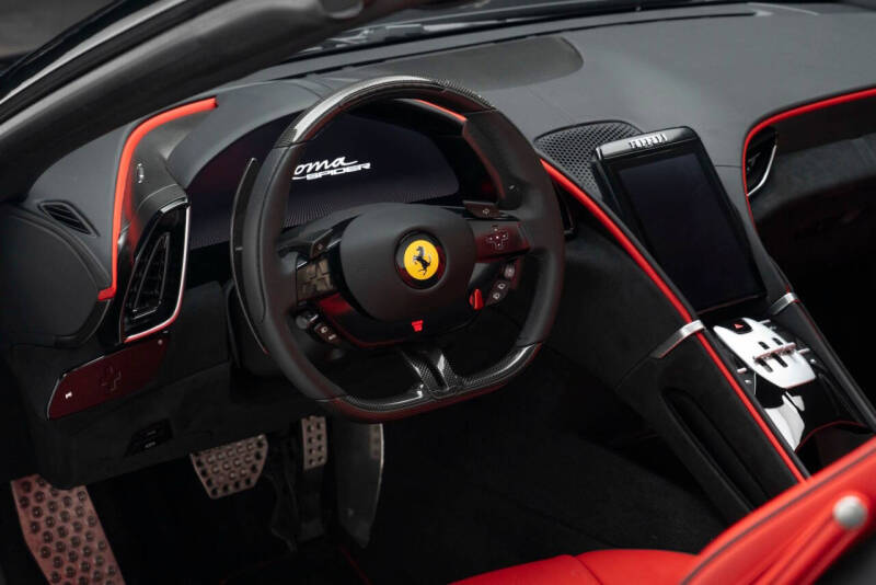 2025 Ferrari Roma Spider