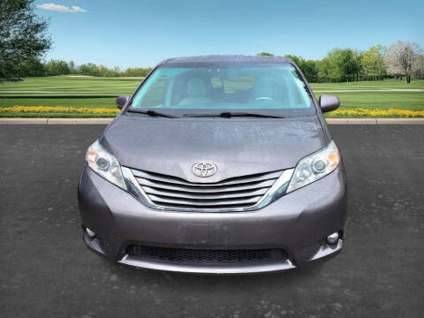 2012 Toyota Sienna