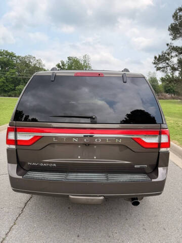 2016 Lincoln Navigator Select