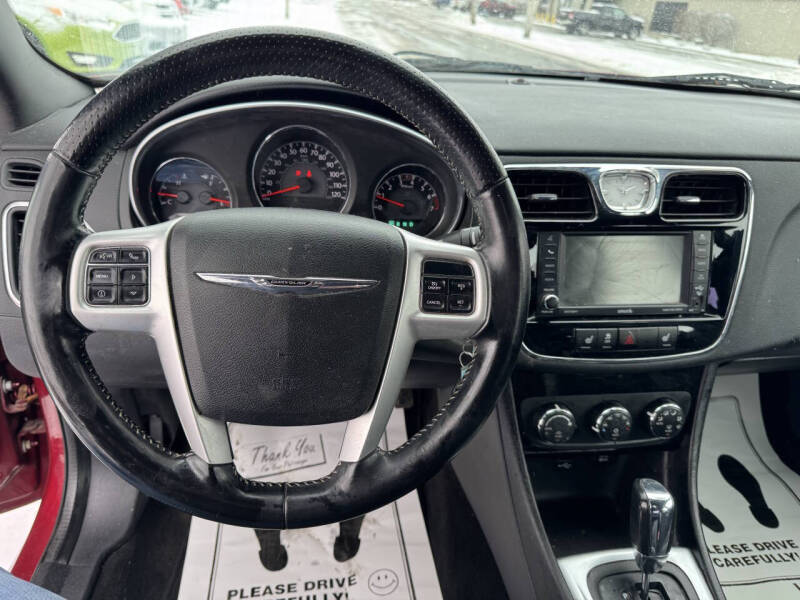 2012 Chrysler 200 S