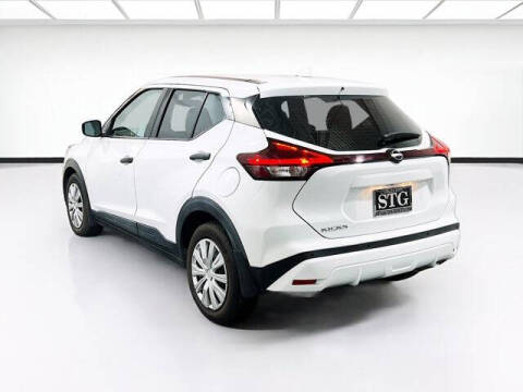 2022 Nissan Kicks S