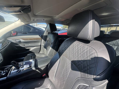 2020 BMW 7 Series 740i