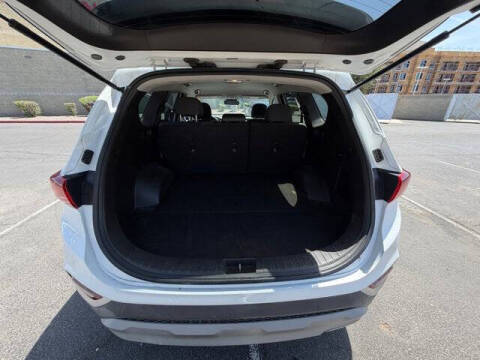 2020 Hyundai Santa Fe SE