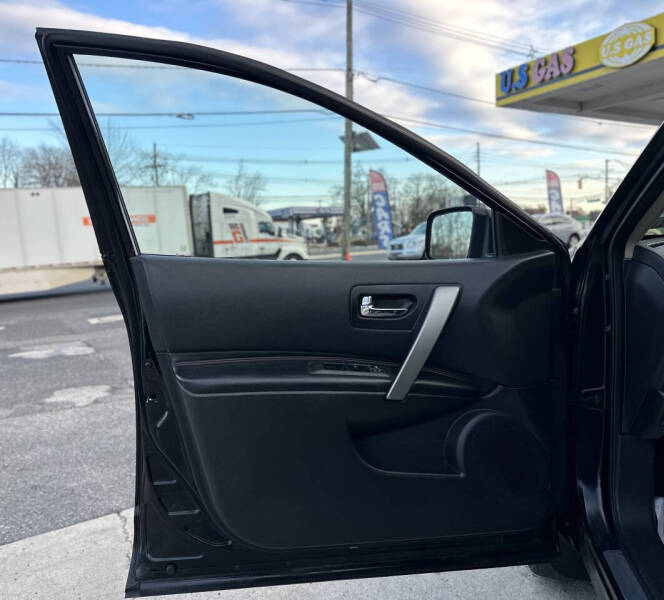 2012 Nissan Rogue SV w/SL Package