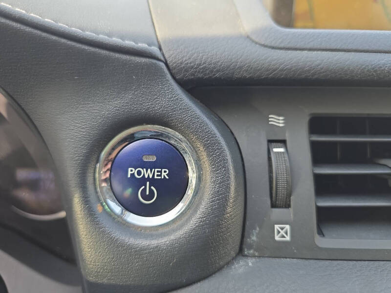 2012 Lexus CT 200h Premium