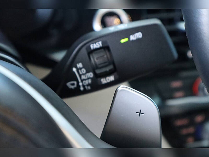 2018 BMW 5 Series 540i xDrive