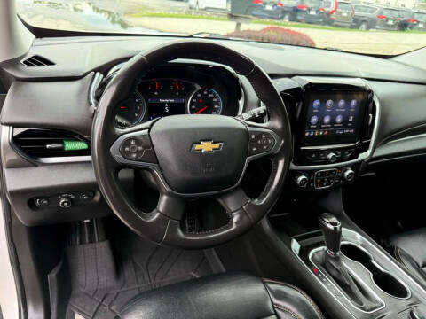 2020 Chevrolet Traverse LT Cloth