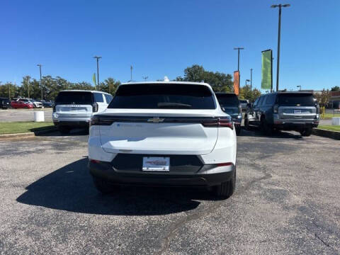 2026 Chevrolet Equinox EV LT 2