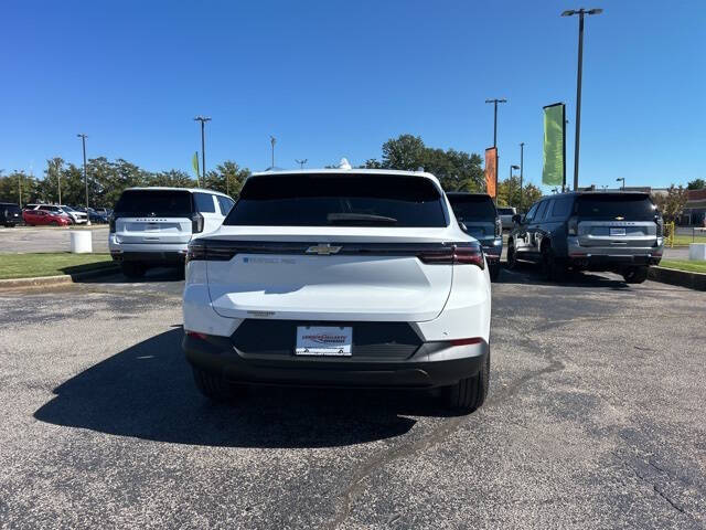 2026 Chevrolet Equinox EV LT 2