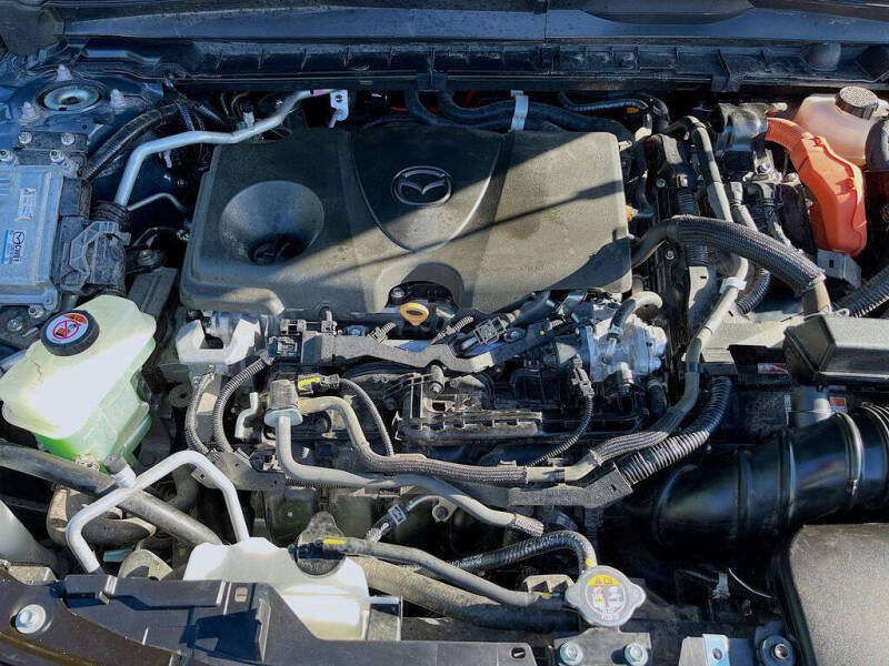 2025 Mazda CX-50 Hybrid Premium Plus