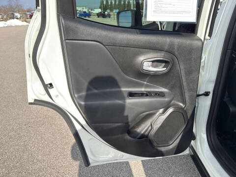 2023 Jeep Renegade Trailhawk