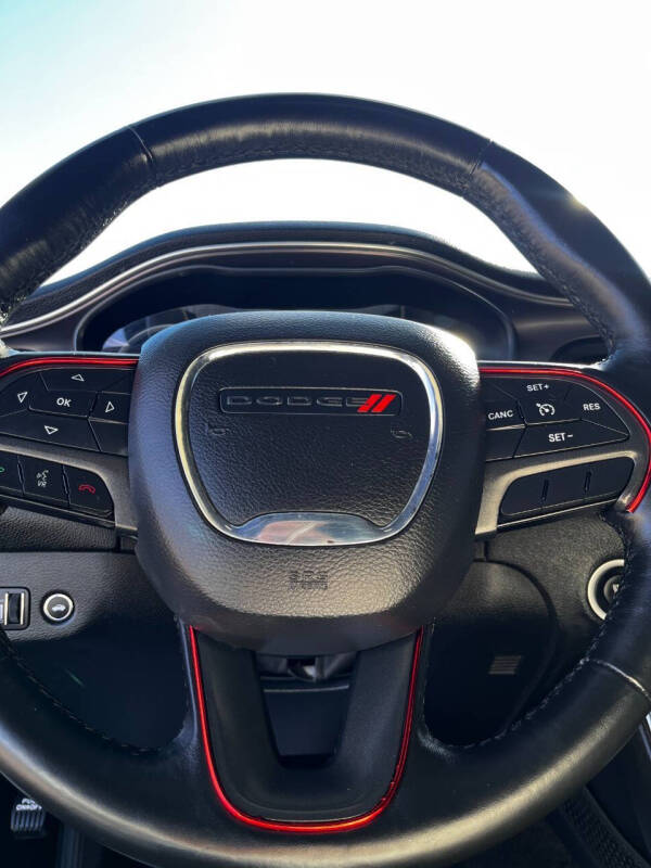 2016 Dodge Challenger SXT