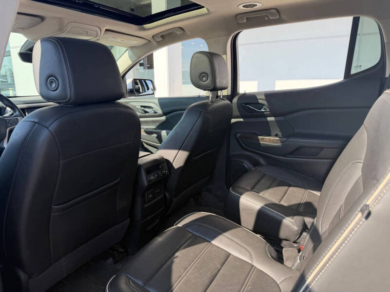 2020 GMC Acadia Denali