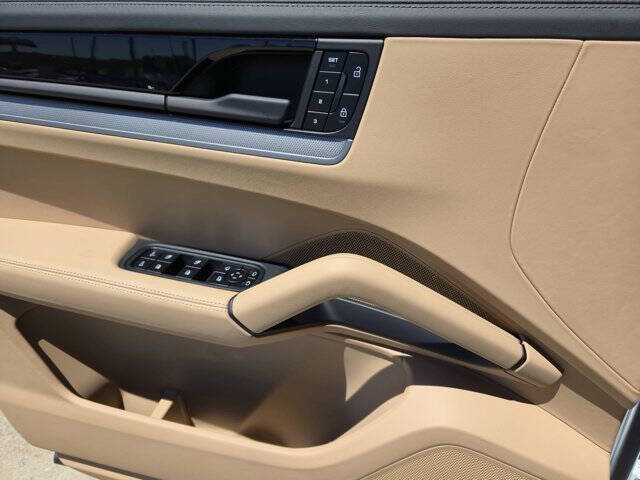 2025 Porsche Cayenne