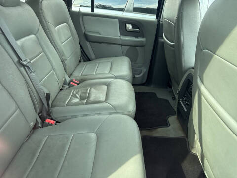 2004 Ford Expedition XLT