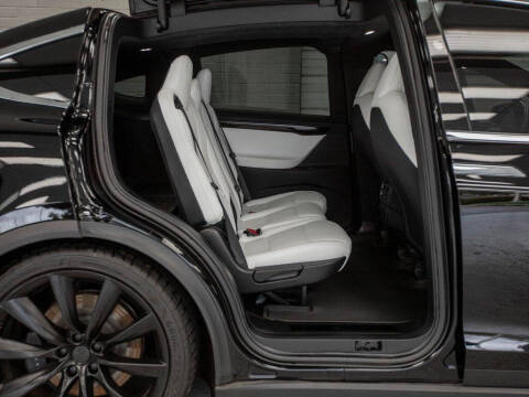 2020 Tesla Model X Long Range