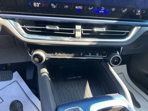 2026 Chevrolet Equinox EV LT 2