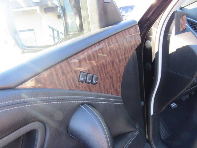 2017 Nissan Armada SL