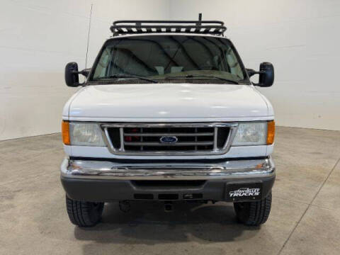 2006 Ford E-Series E-350 SD Chateau