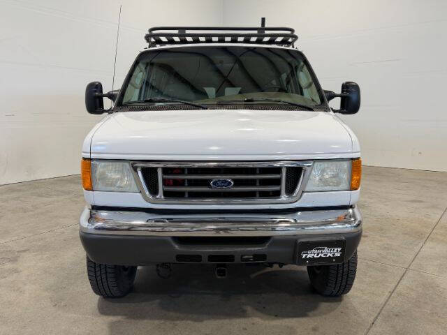 2006 Ford E-Series E-350 SD Chateau