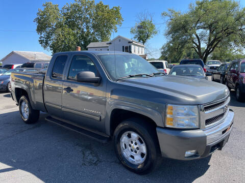 2011 Chevrolet Silverado 1500 for sale at Virginia Auto Mall in Woodford VA