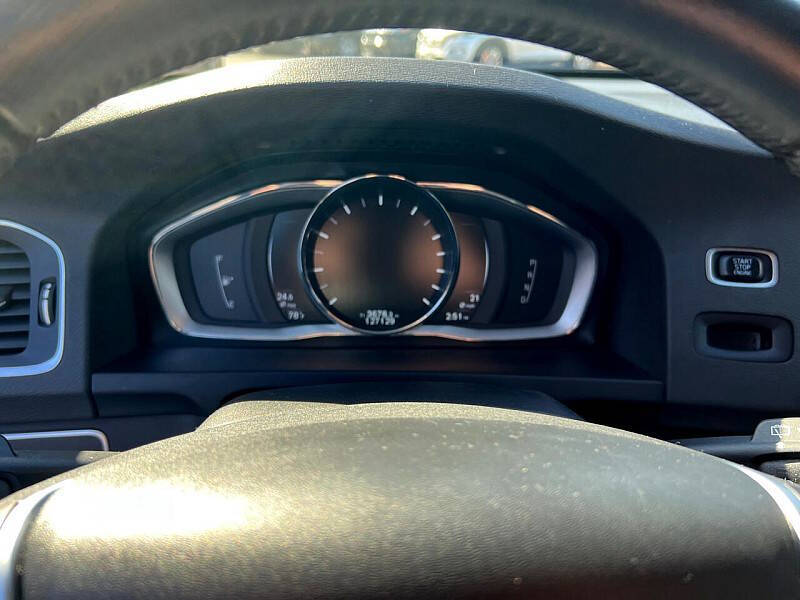 2016 Volvo V60 T5 Drive-E Premier