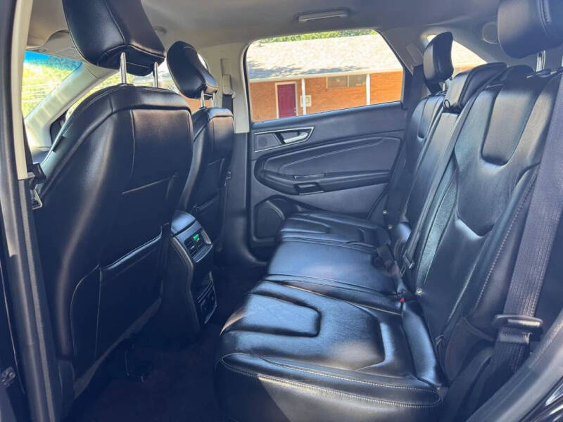 2020 Ford Edge Titanium