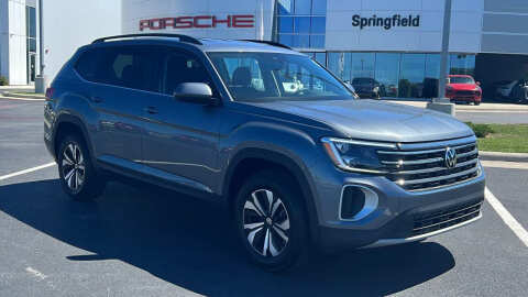 2024 Volkswagen Atlas for sale at Napleton Autowerks in Springfield MO