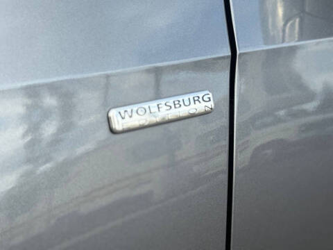 2015 Volkswagen Passat 1.8T Wolfsburg Edition