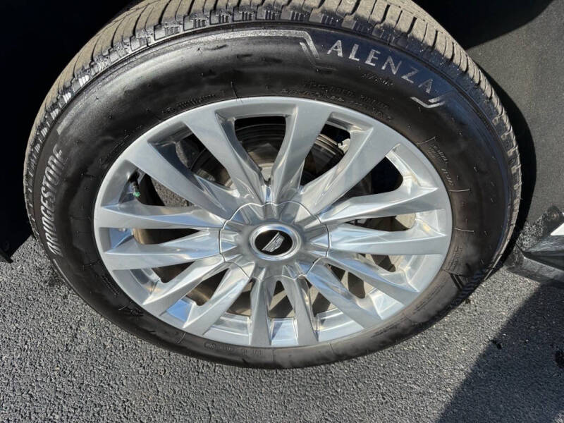 2024 Cadillac Escalade ESV Premium Luxury