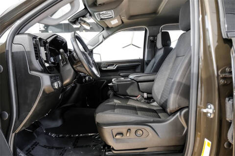 2023 GMC Sierra 1500 Elevation Standard