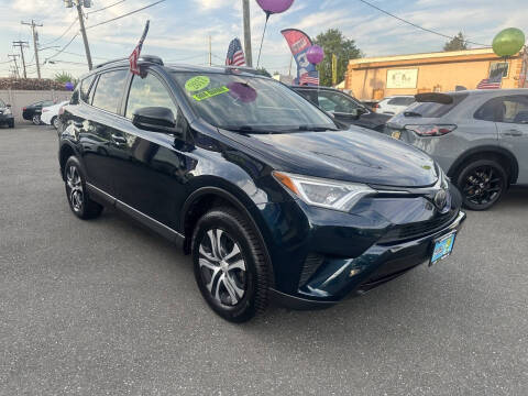 2017 Toyota RAV4 LE