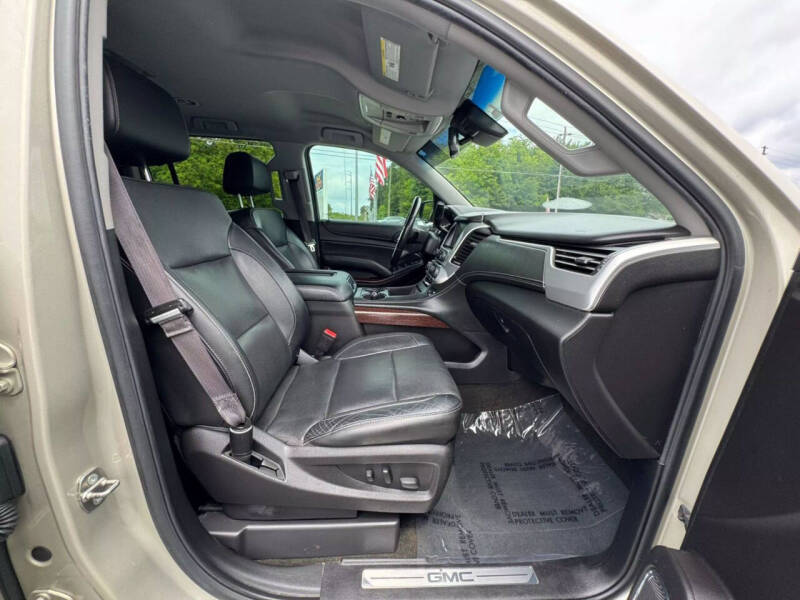 2017 GMC Yukon XL SLT