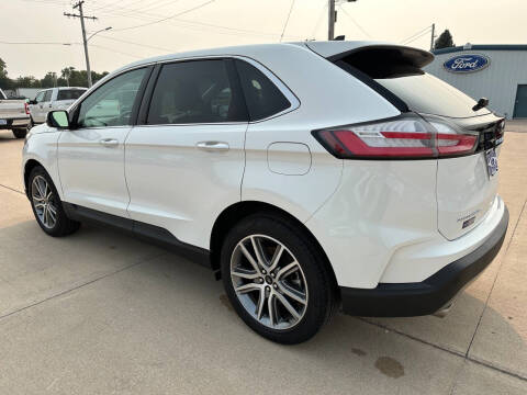 2024 Ford Edge Titanium