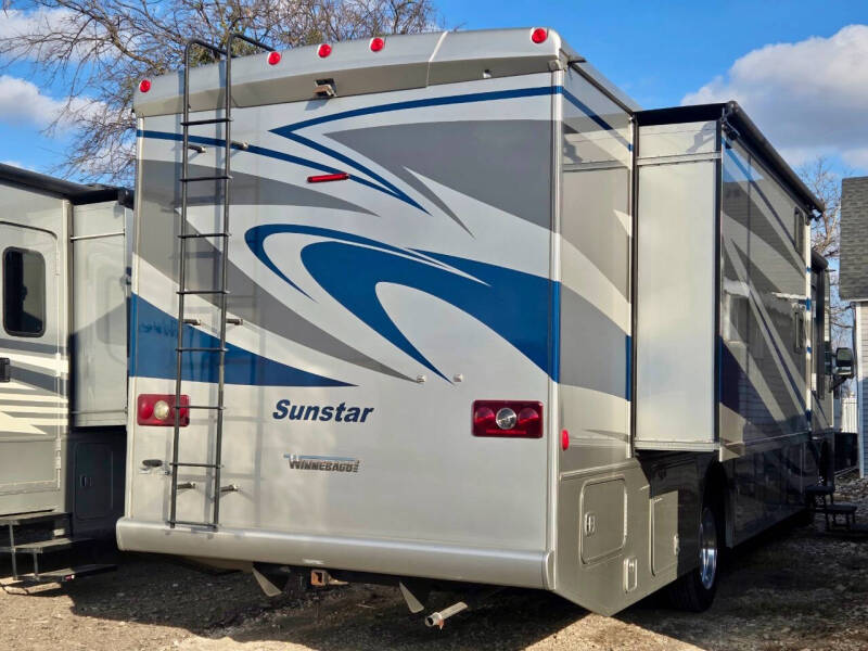2015 Winnebago Sunstar 35B