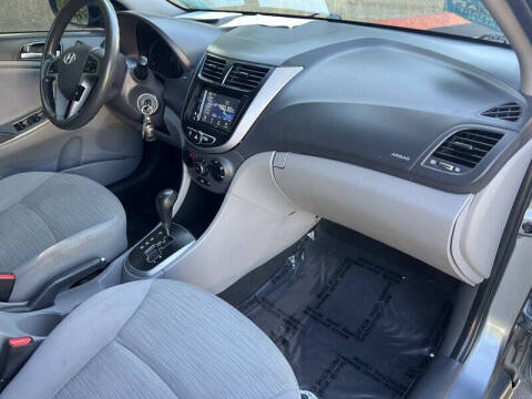 2017 Hyundai Accent Value Edition