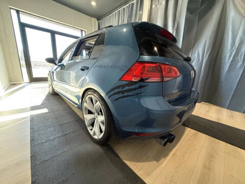 2016 Volkswagen Golf