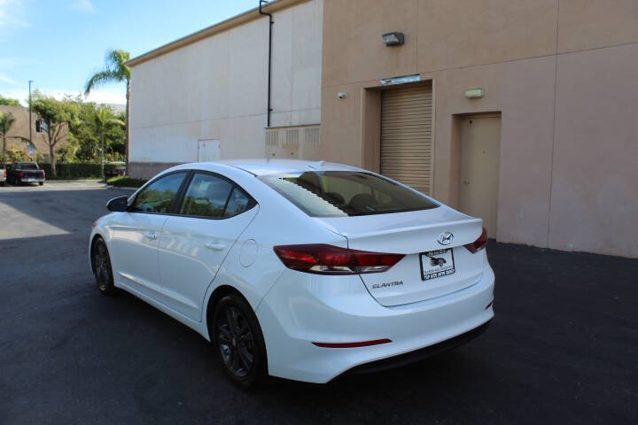 2018 Hyundai Elantra